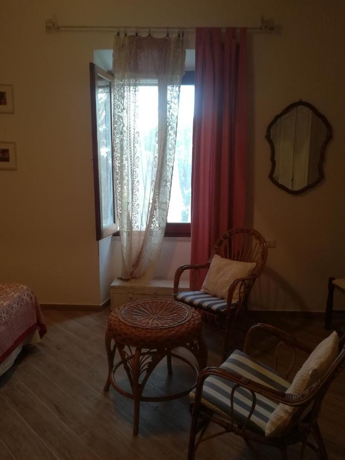 Bed and Breakfast Le 25 Tartarughe Santa Teresa Gallura Exterior foto
